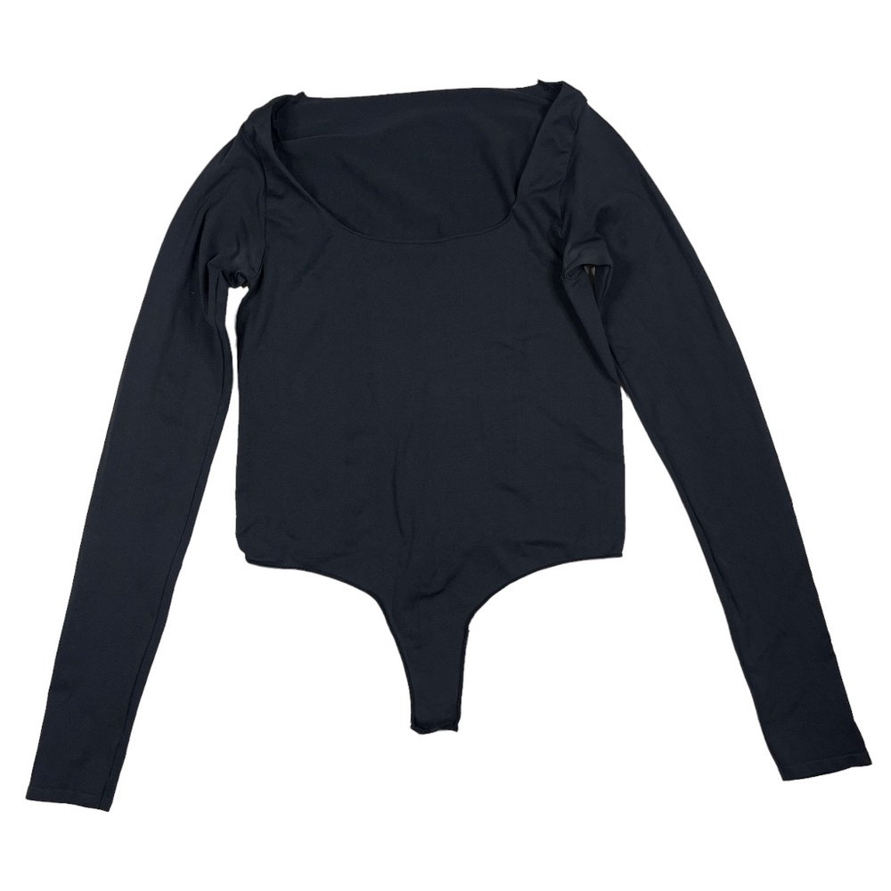 Skims essential long sleeve scoop neck bodysuit in onyx black S/M